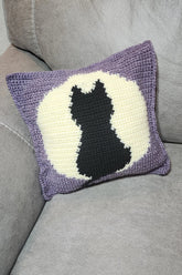 Cat on Full Moon Pillow Sham (Crochet)