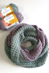 Lazy Days Infinity Scarf (Crochet)
