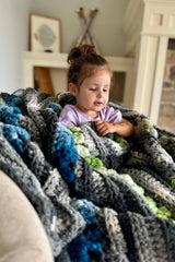 Cluster Pop Throw (Crochet)