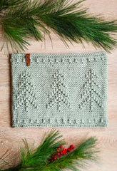 Pine Woods Cowl (Crochet)