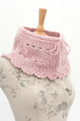 Secret Garden Neck Warmer (Crochet)