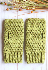 Karen Cable Mitts (Crochet)