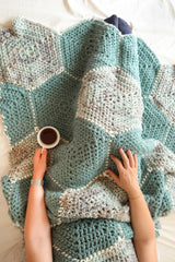 Hexagon Flower Blanket (Crochet)