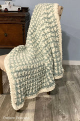Quick Fluffy Throw Blanket (Crochet)