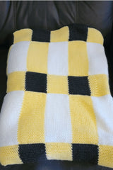Bold & Beautiful: A Revamped Gingham Knit Blanket (Circular Knitting Machine)