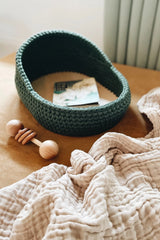 Bitty Bassinet (Crochet)