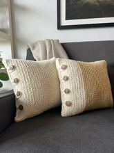 Waverly Pillow (Crochet)