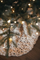 Snow Flurry Tree Skirt (Crochet)