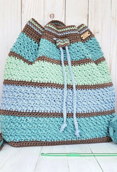 Color Wave Backpack (Crochet)