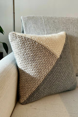 Avery Pillow (Crochet)