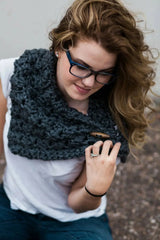 Street Chic Neckwarmer (Crochet)