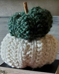 Gourdgeous Knits Pumpkins (knit)