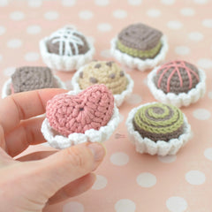 Valentine Chocolates (Crochet)