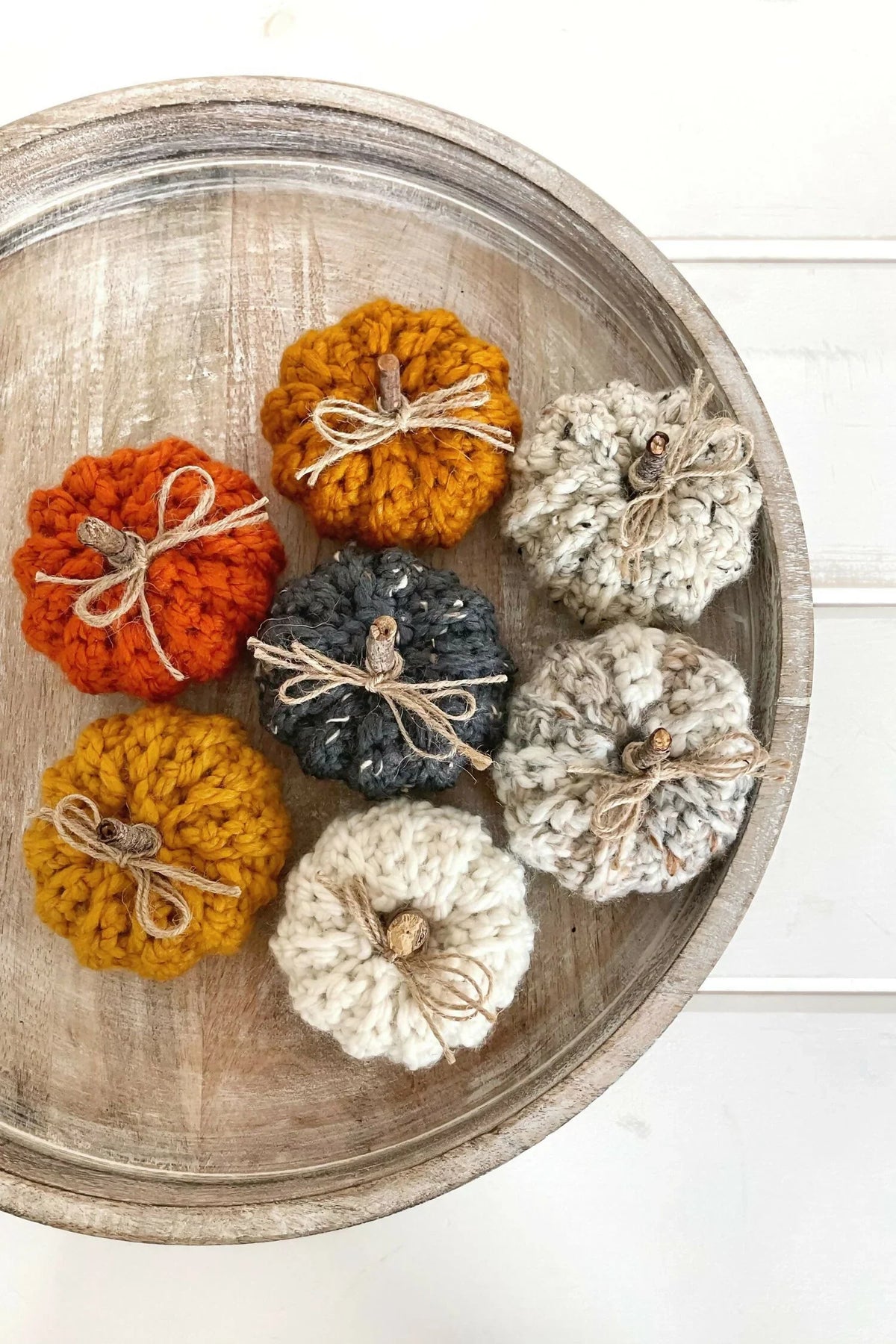 Mini Ribbed Pumpkins (Crochet)