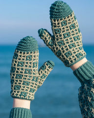 Scorpio Mittens (Crochet)