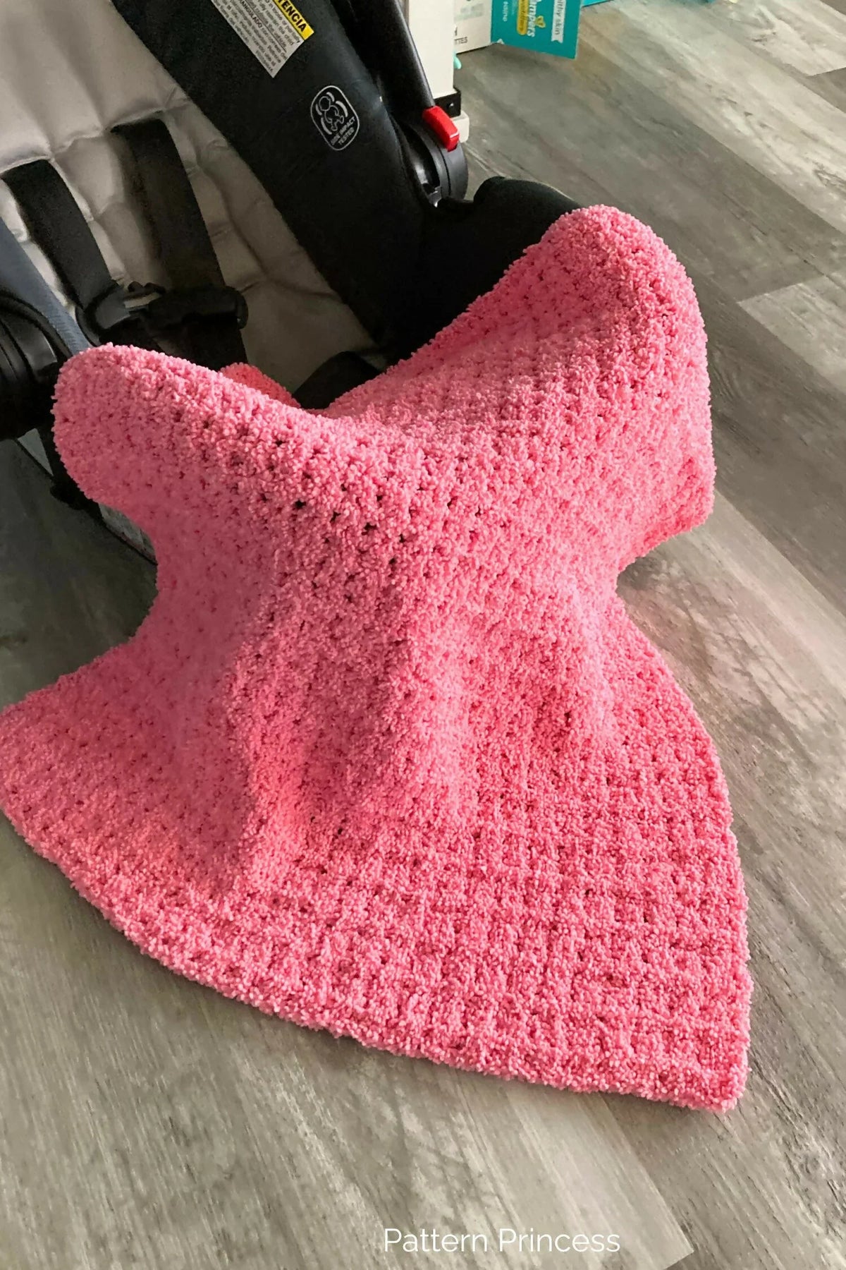 Simple and Easy Crochet Blanket Pattern in 7-hours (Crochet)
