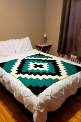 Wintergreen Mosaic: A Blanket Pattern with Stunning Geometric Flair (Circular Knitting Machine)