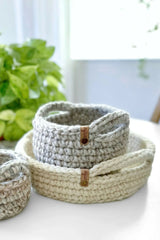 The Little Handle Basket (Crochet)