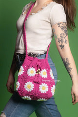 Daisy Drawstring Crossbody Bag (Crochet)