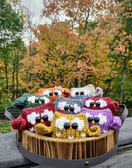 Easy Knitting Pattern for 4 Inch Amigurumi Owl (Knit)