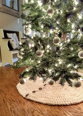 Farmhouse Christmas Tree Skirt (Crochet)