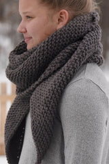 Marlowe Chunky Scarf (Knit)