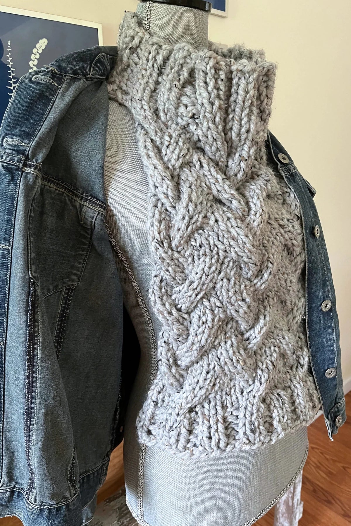 Braided Cable Dickie (Knit)
