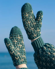 Scorpio Mittens (Crochet)