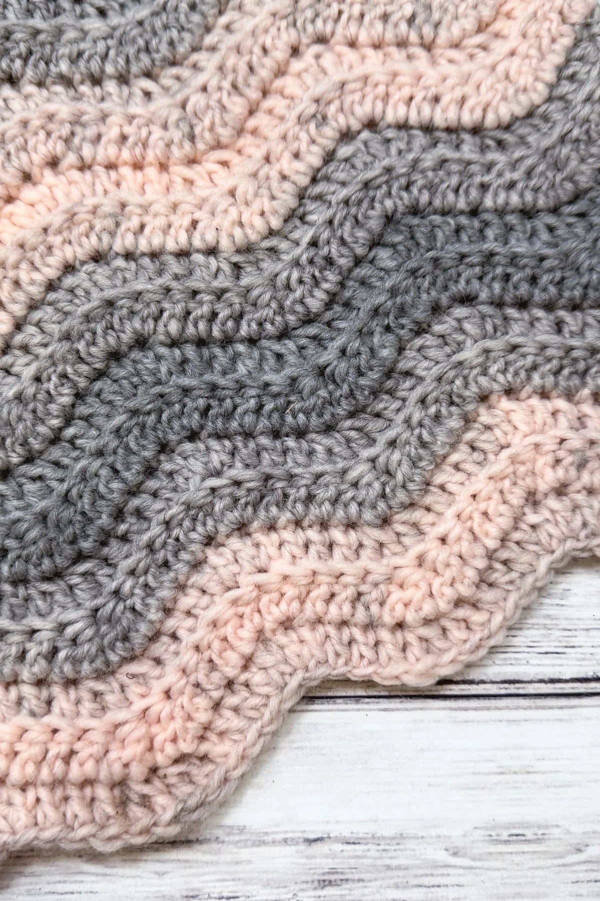 Ridged Chevron Blanket (Crochet)