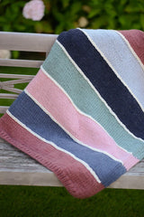 Color Divide Blanket (Knit)