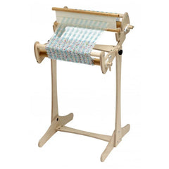 Cricket Floor Stand