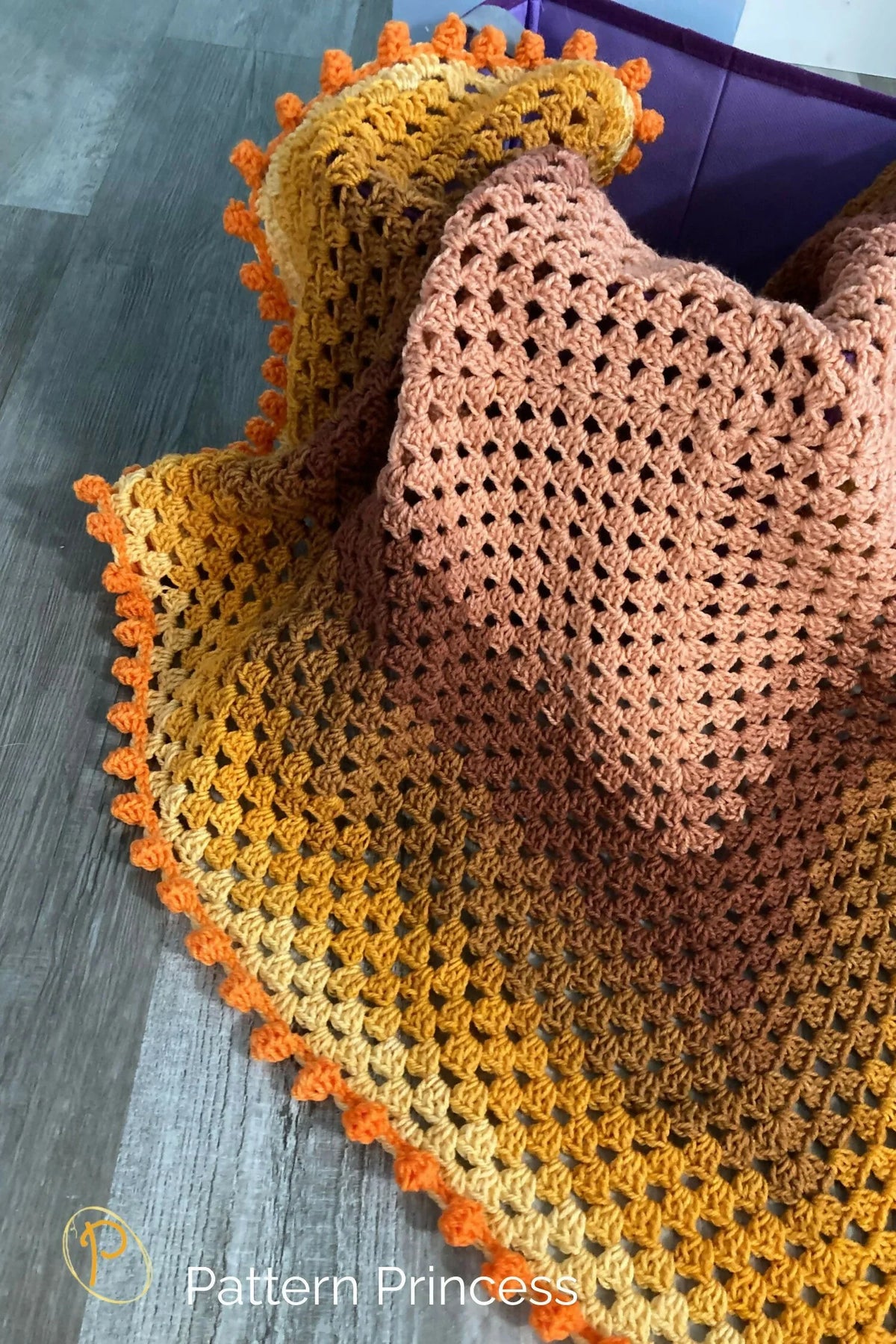 Continuous Granny Square Crochet Blanket with Dot Border (Crochet)